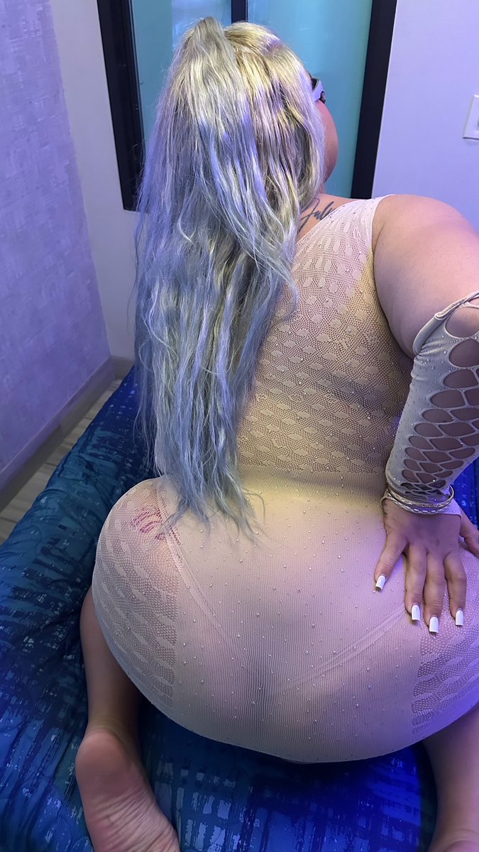 THICKNFINEEE's tweet photo. I just wanna be boo’d up lol https://t.co/UCzT7mCQf5