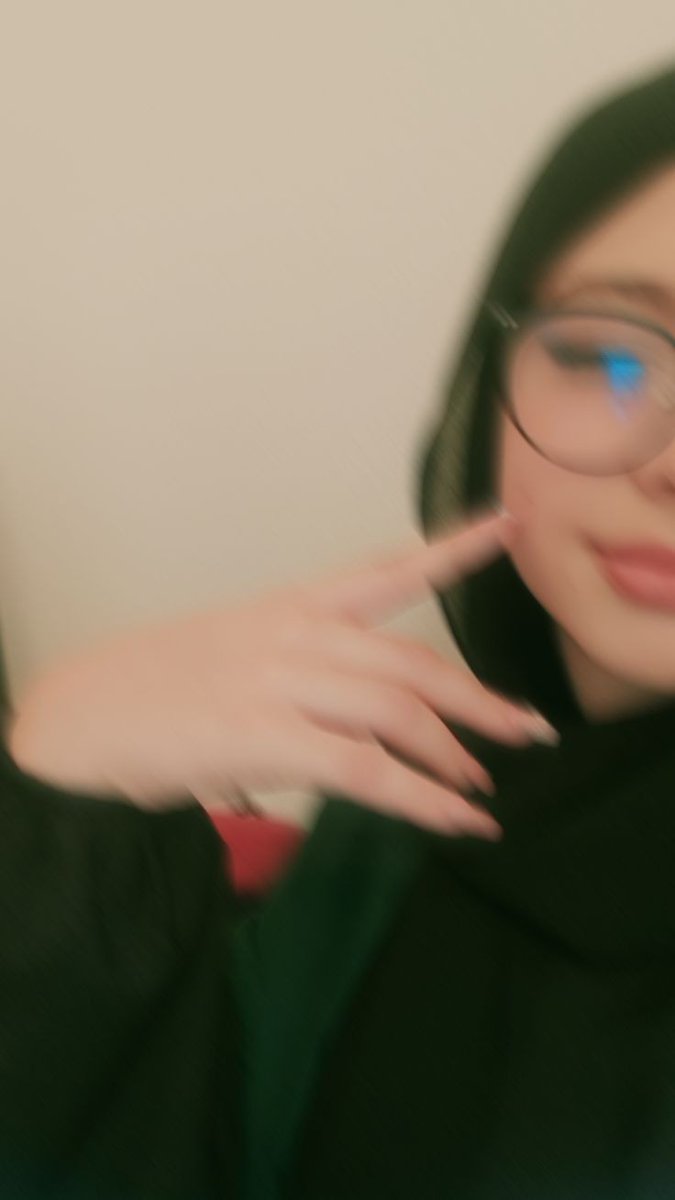 noosh_224's tweet photo. نحتاج   لشخص نستطيع أن نخبره عن حالنا الحقيقي💔
وليس الحال الذي دائما بخير .
هل هذا الشخص موجود بهالدنيا ؟!!
#صباحكم سعادتي❤️❤️ https://t.co/3po9lI7wv6
