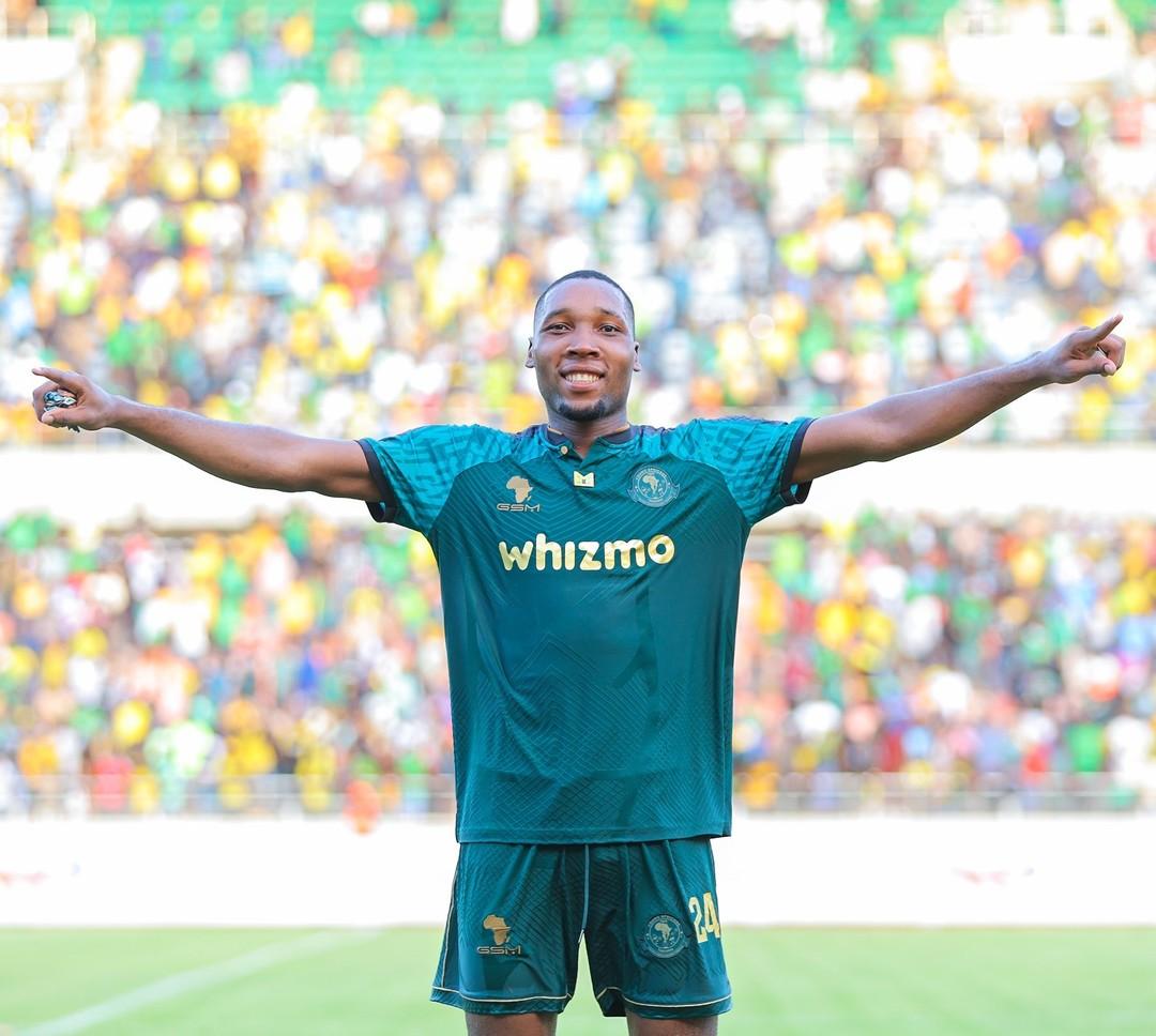 YoungAfricansEN's tweet photo. Clement Mzize Appreciation post. 🫡 🔰

#TheClubAboveAll
#DaimaMbeleNyumaMwiko https://t.co/XNMxbL1Qx5