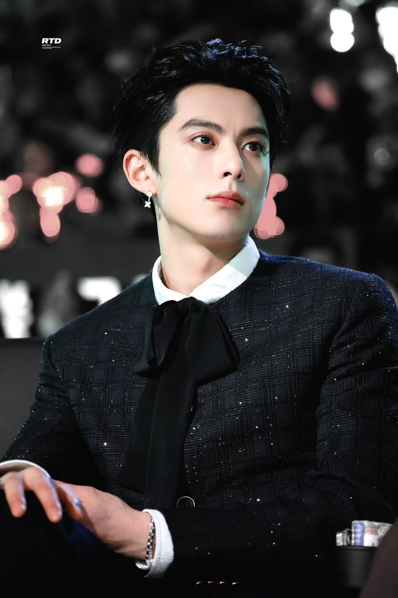 WangHediFolder's tweet photo. 250104 #TencentVideoAllStarNight2024
Fansite©️RunToD/tloml
#WangHedi #GuardiansOfTheDafeng #DylanWang https://t.co/rWPrXt0Qg4