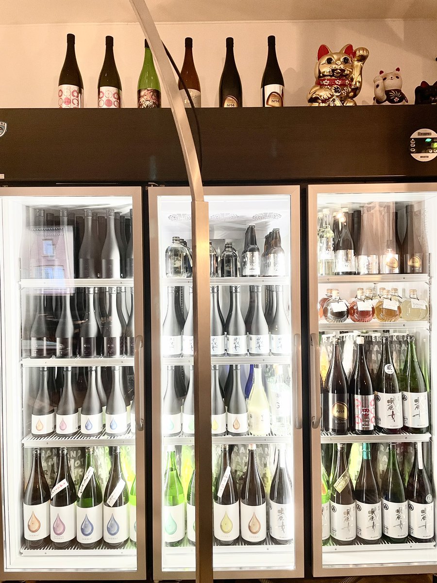 sakeraku2017's tweet photo. 酒楽。the sakeraku.
季節限定の新酒が揃いました
iriguchiya入口屋だけの限定で
みなさまにご提供いたします

iriguchiya入口屋に
蔵女の新酒をお楽しみくださいませ https://t.co/0us9uT70Oy