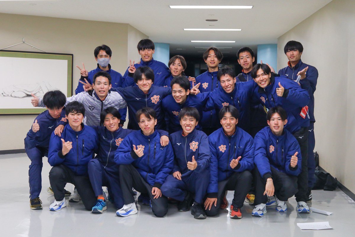 hiro_to1209's tweet photo. 2025年 1月2.3日
第101回東京箱根間往復大学駅伝競走

最初で最後の箱根駅伝は出走できなかったけど、この悔しさを次のステージで。

#nssu #んっす #箱根駅伝 https://t.co/u2HiJYnZf9