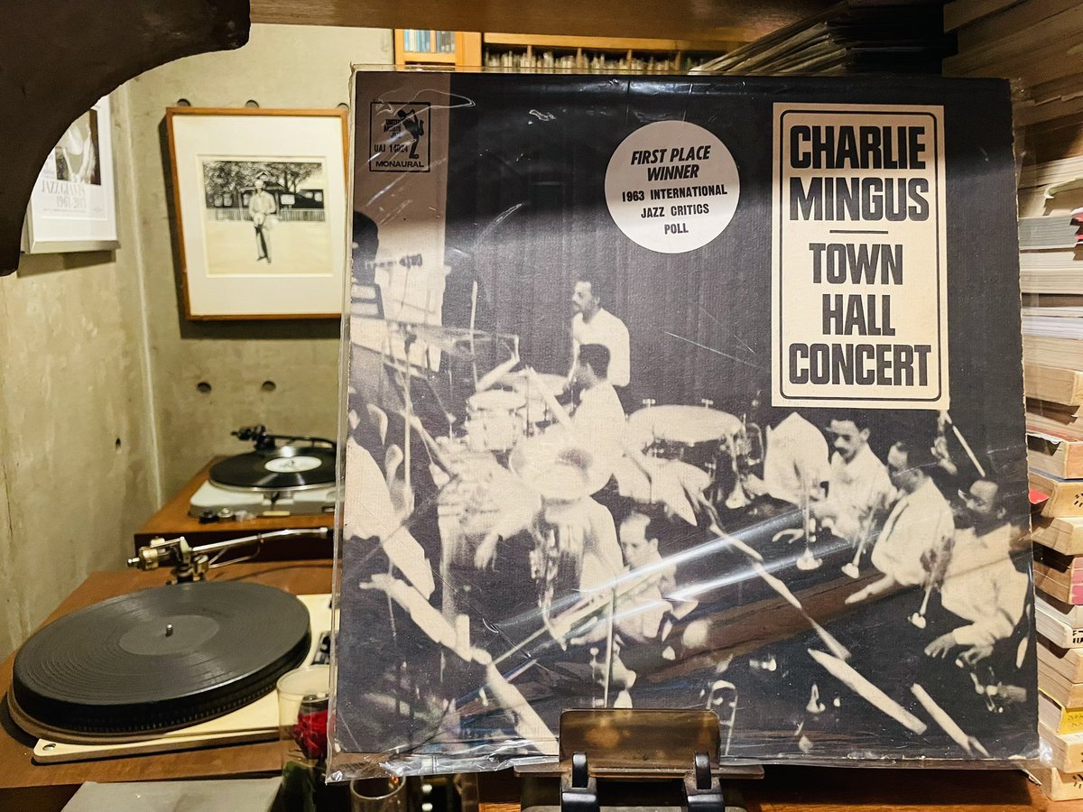 ericmasaki's tweet image. Master’s 1st spin of 2025 
今年の一枚目。
#CharlesMingus #命日
#ジニアス
#ジャズ喫茶 #JazzKissa
