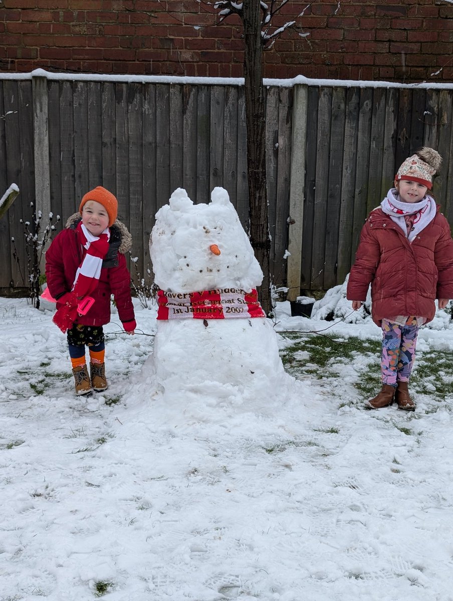 JennyAudsley86's tweet photo. The kids announcing @drfc_official new star signing https://t.co/mtxkxWvEbO