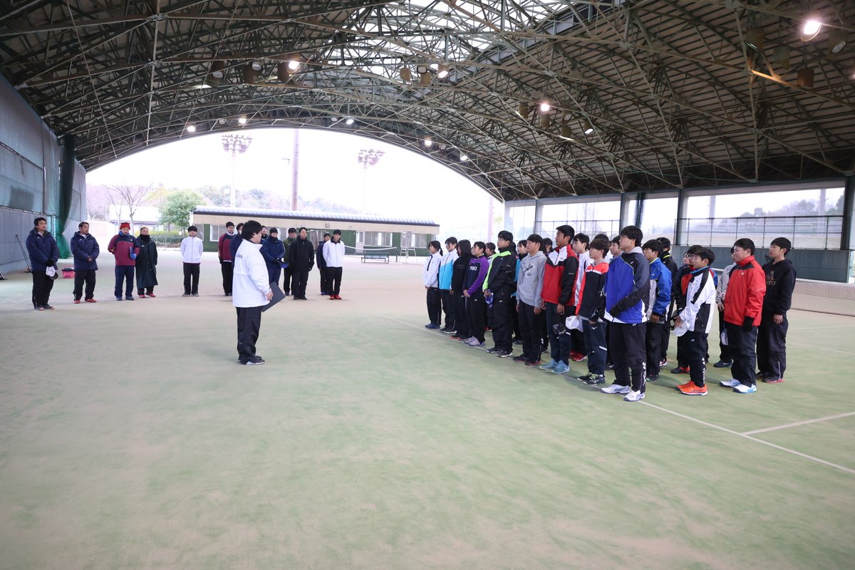 hiro_softtennis's tweet photo. 第36回 都道府県対抗全日本中学生大会
広島県代表最終選考会
1月5日　びんご運動公園

男子監督
物見 優
選手
渡部 康史　戸坂中学
五升田 大冴　戸坂中学
大村 悠斗　さきがけTOクラブ
村上 洸太　KUREX
松岡 拓実　KUREX
高橋 志恩　向陽中学
平谷 寛太　三原市JST
平岩 遼大　三原JST

女子監督　
石田 博哉
選手
藤井 莉愛來　矢野ST
栗本 瀬菜　中広中学
広澤 幸来　中広中学
吉中 心倖　安芸STC
沖永 夢果　安芸STC
岡本 茉優　安芸STC
村上 彩羽　安芸STC
石田 愛実果　黒瀬中学

#ソフトテニス 
#広島県代表 
#中学生