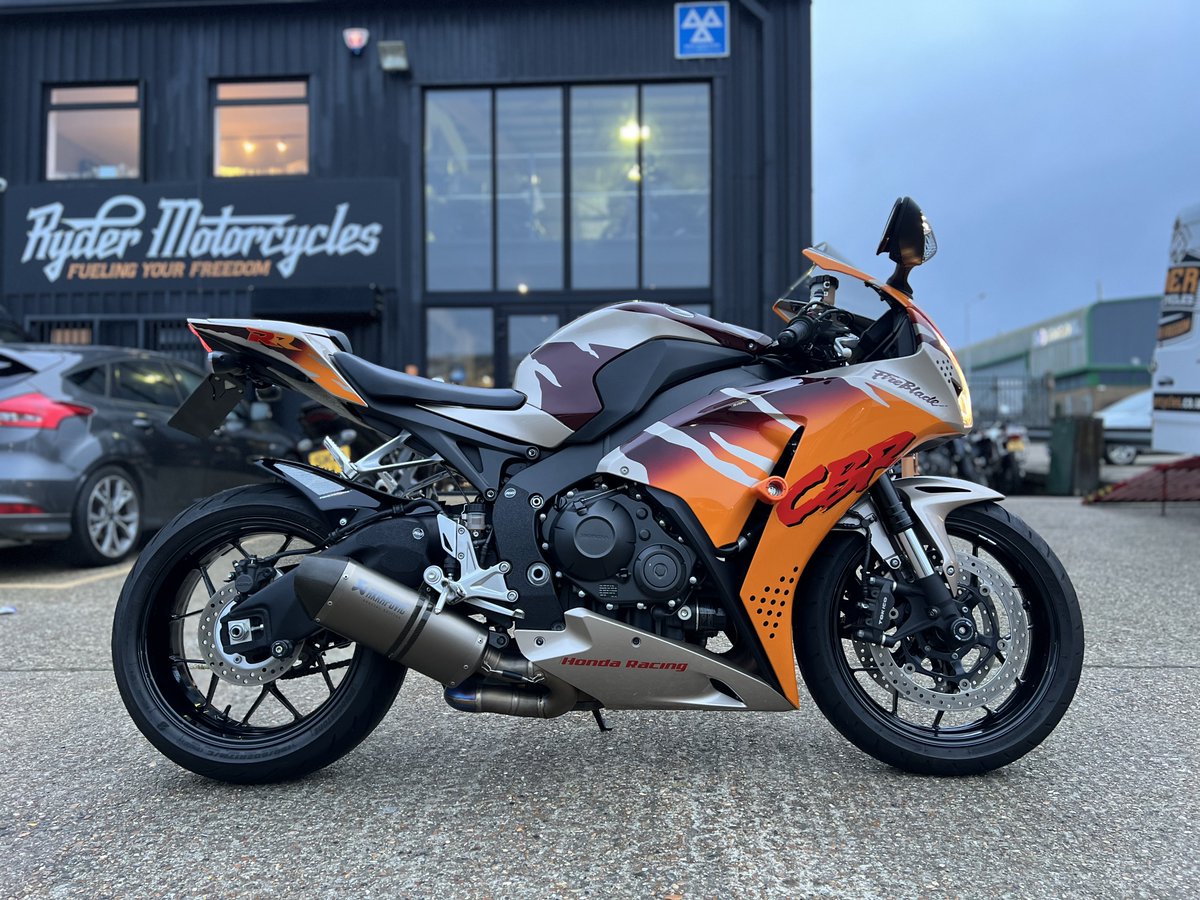 🚨 FOR SALE: Limited Edition Honda CBR1000RR Fireblade Urban Tiger 🚨

👉 Explore more bikes, read reviews, and apply online at rydermotorcycles.co.uk
👉 Follow us on Facebook for the latest updates
👉 Or come and visit us – we’d love to see you!

#FuelingYourFreedom