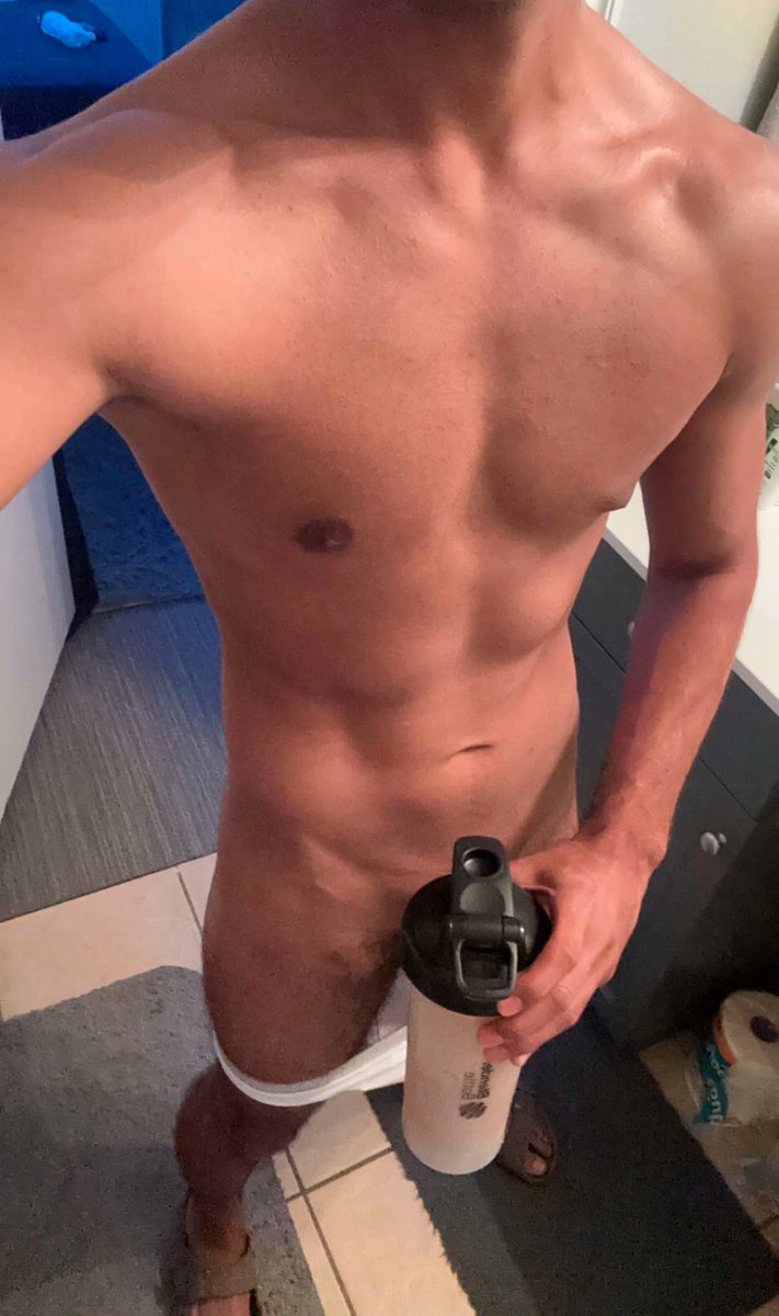 brownjockdude's tweet photo. Who needs protein today? https://t.co/ZeDQWBqJrq