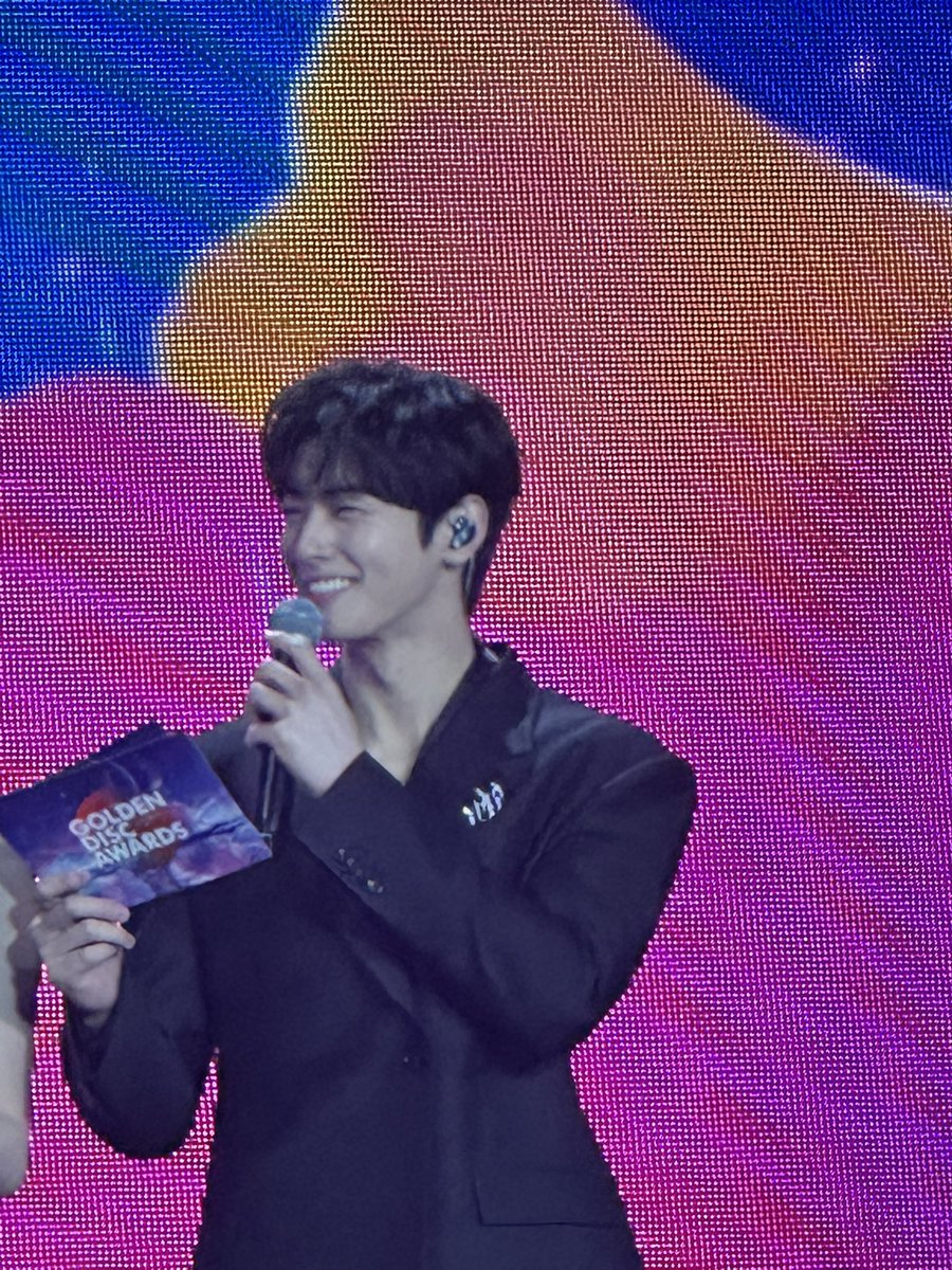 Y09529946's tweet photo. 20250105   
#GDA
#CHAEUNWOO https://t.co/CxbjGVYJ0u
