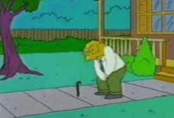 EnchufadasCOB's tweet image. Os Simpsons xa nolo dixeron hai tempo.
Neste caso "balonazo en sus partes" foi:
"Patada nos testículos cun árbitro a un metro da xogada que NON PITA NADA"
@CompeticionFEB mirade estas cousas porque son un pouco bochornosas 😅
#respecto