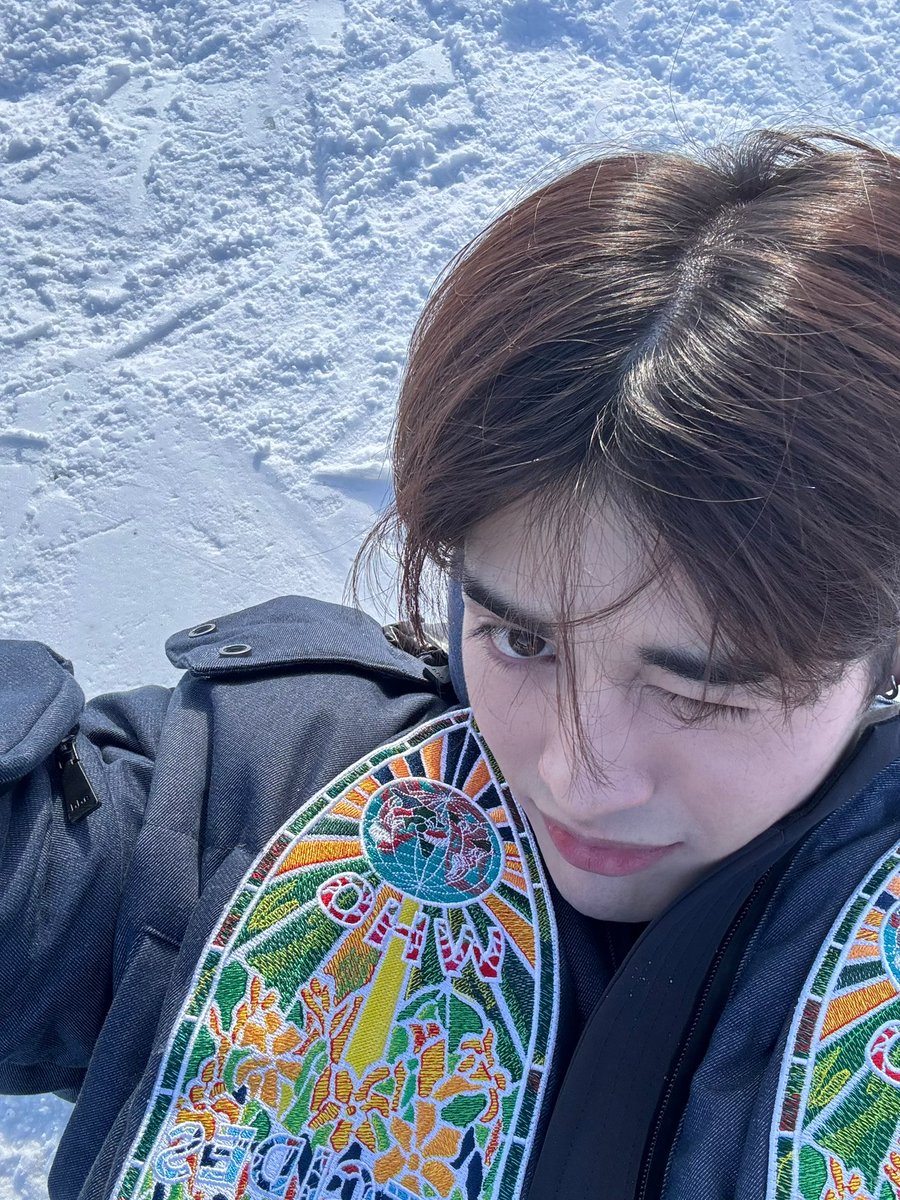 nicesomkidd's tweet photo. 🏂🙂‍↕️ https://t.co/14wFh9VE23