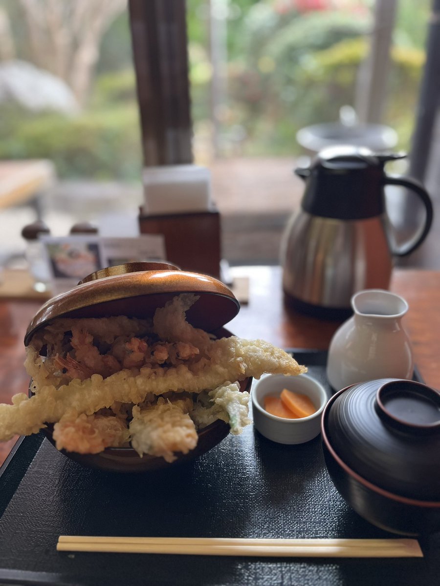 Yukinnk0o's tweet photo. 不審垢みたいになる前に今日食べた天丼でも載せとくか（不審） https://t.co/9TAiay634C