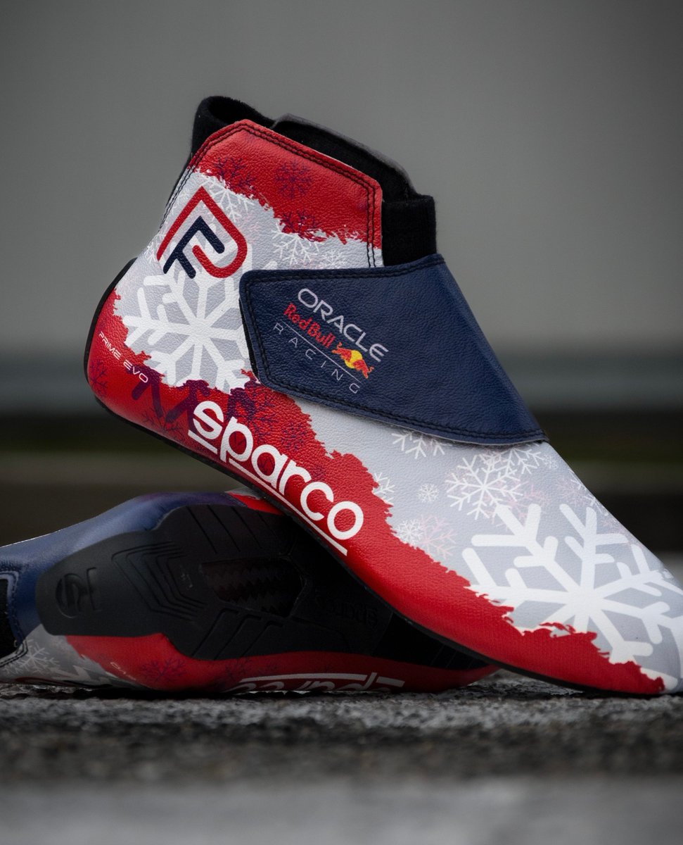 Demon_Tweeks's tweet photo. Your race. Your style. Your boots. 🏎️⚡
When the possibilities are endless, the only limit is your imagination! ✨
Show us your best designs using the blanks!
Video tomorrow 👀
#demontweeks #motorsport #sparco #iamsparco #primeevo https://t.co/bpAq7sdCuW