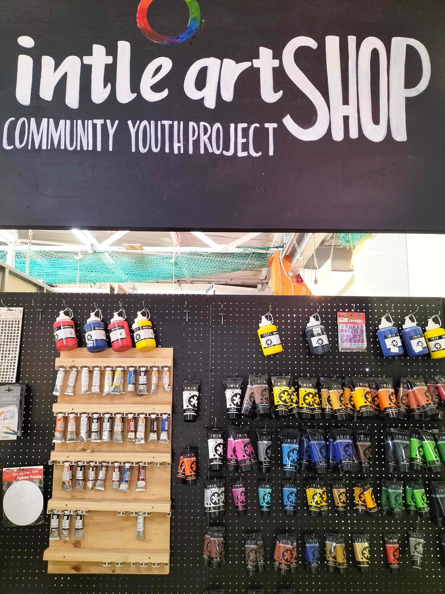 bayharbourmkt's tweet photo. Whether you're looking to explore artisanal products, or simply enjoy the coastal atmosphere, Bay Harbour has it all. Bring your family and friends for a day of relaxation and fun!

#BayHarbourMarket #SummertimeFun #LocalVibes #WeekendPlans #ShopLocal #EnjoySummer https://t.co/fFaGnShkcG