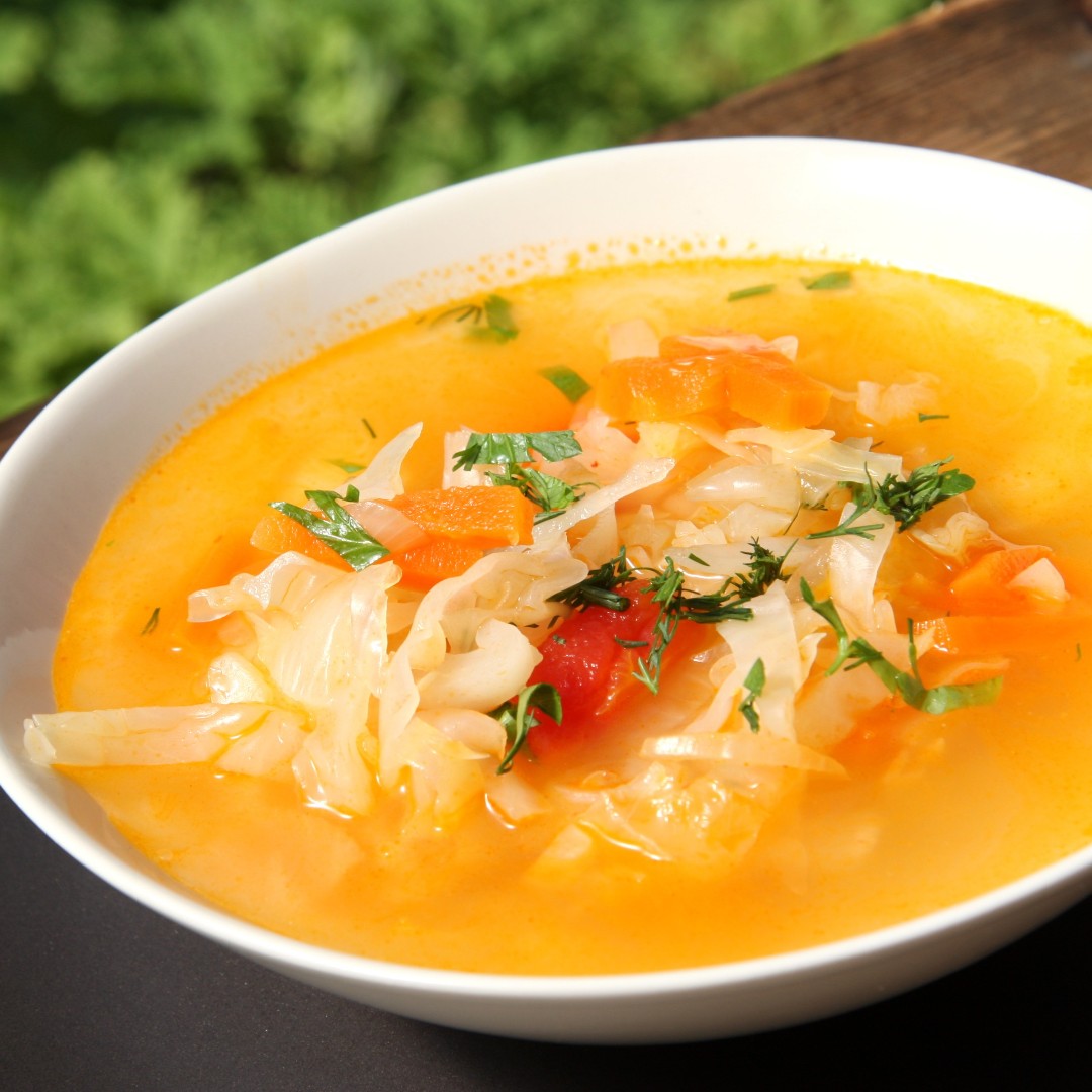 ZentrumGesund's tweet photo. Kohlsuppen-Diät: Ideal zum Abnehmen? 🥣🌱
Die Kohlsuppe ist bekannt als schneller Fatburner und Blitz-Diät für die schnelle Gewichtsreduktion. Aber funktioniert das wirklich so gut? 🤔
Anleitung 👉🏼https://t.co/eUSotDEC7x
Rezept 👉🏼 https://t.co/XYYk99qyeA
#Kohlsuppe #Abnehmen https://t.co/qu0OthJkJ1