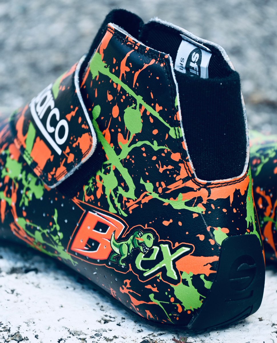 Demon_Tweeks's tweet photo. Your race. Your style. Your boots. 🏎️⚡
When the possibilities are endless, the only limit is your imagination! ✨
Show us your best designs using the blanks!
Video tomorrow 👀
#demontweeks #motorsport #sparco #iamsparco #primeevo https://t.co/bpAq7sdCuW