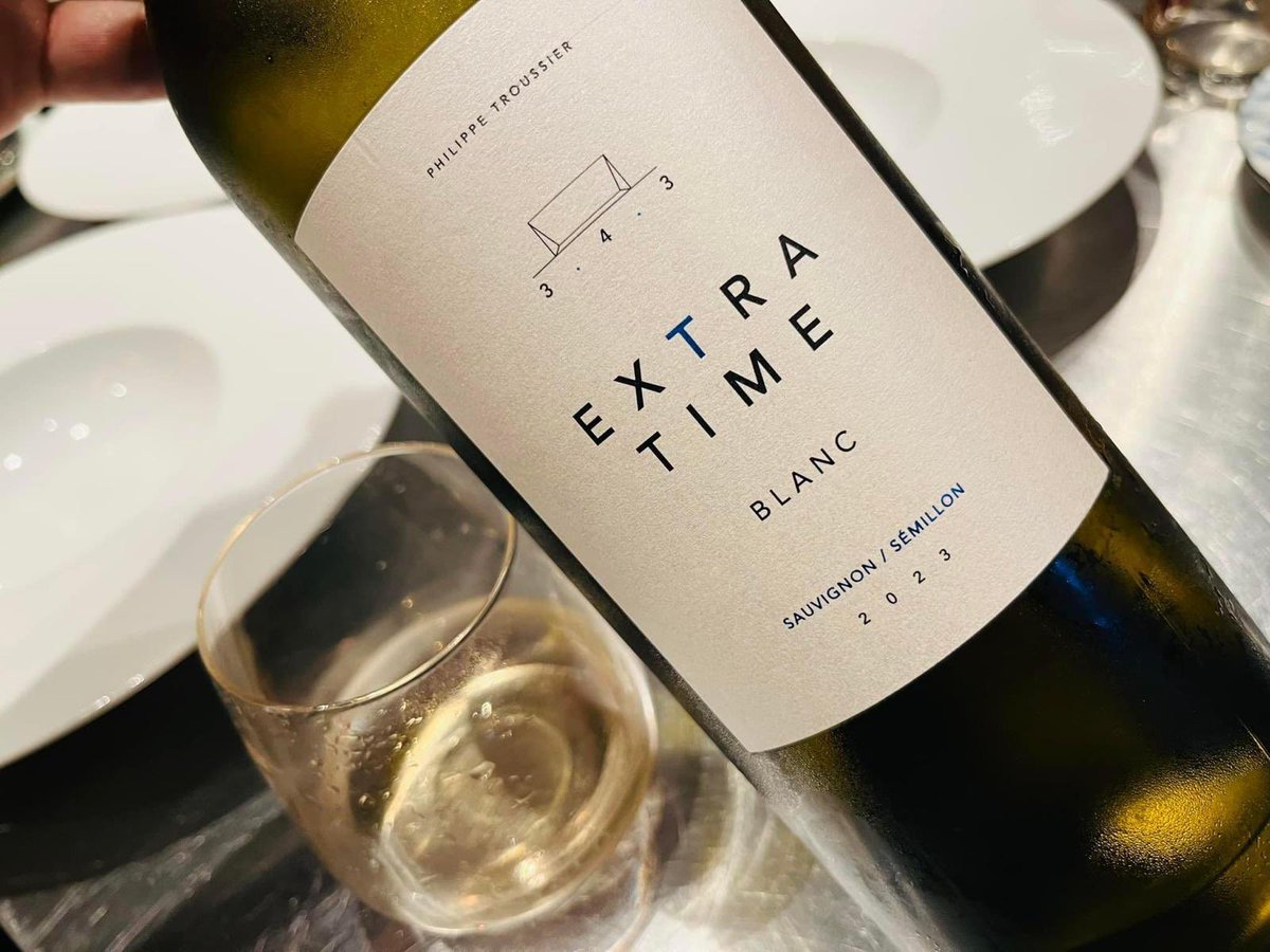 sol_beni_3_4_3's tweet image. 昨年はお世話になりありがとうございました。
本年もどうぞよろしくお願いいたします🙇

「SOL BENI 」「GRAIN BLUE」「COUP DU CHAPEAU」の3部作赤ワインに続き、昨年白ワイン「EXTRA TIME 」が完成いたしました。
こちらでもご紹介させていただきます。