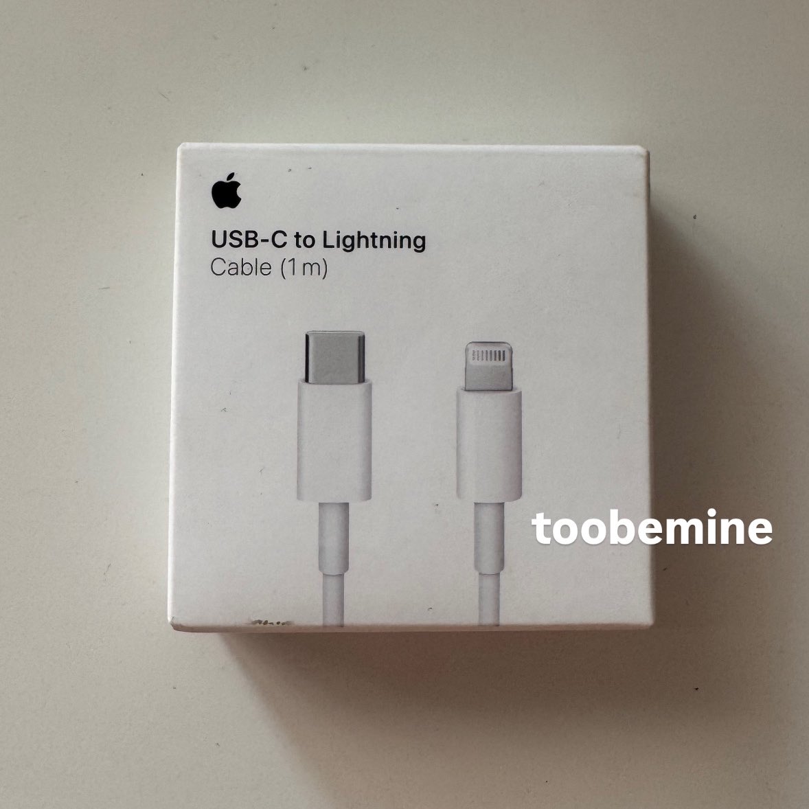 toobemine's tweet photo. ส่งต่อ สายชาร์จไอโฟน ของแท้เราซื้อจากshopค่ะ usb type c to lightning ยังไม่เคยใช้คับ พอดีเปลี่ยนโทรศัพท์ 600 รวมส่งค่ะ
 #สายชาร์จไอโฟน #ส่งต่อสายชาร์จไอโฟน https://t.co/R2vgllqYuN