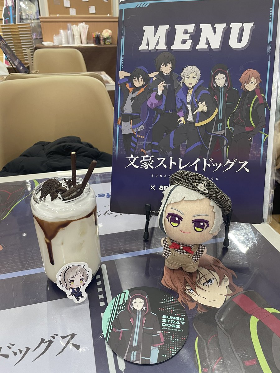 bnatsm's tweet photo. めちゃくちゃお久しぶりです🙇‍♀️
去年お取引でお世話になった方はありがとうございました😍
新年のはじめてのオタ活は上海での文ストコラボカフェでした🇨🇳🐯 https://t.co/tt2o8ciEdG