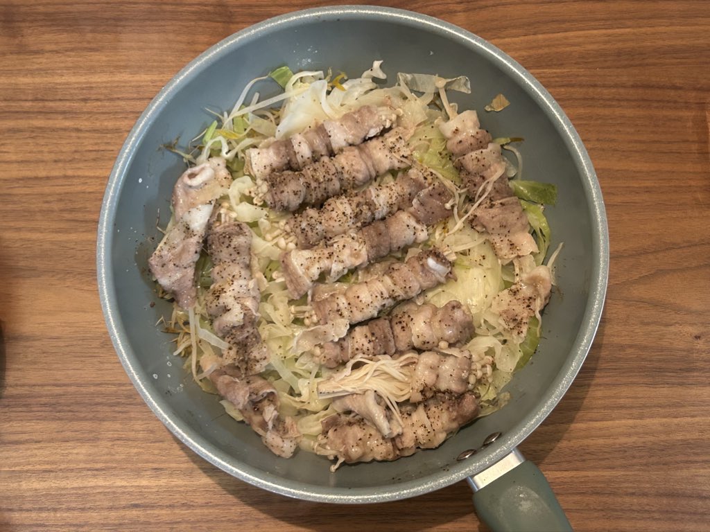 내 만 저 ⸝⸝ ᷇࿀ ᷆⸝⸝