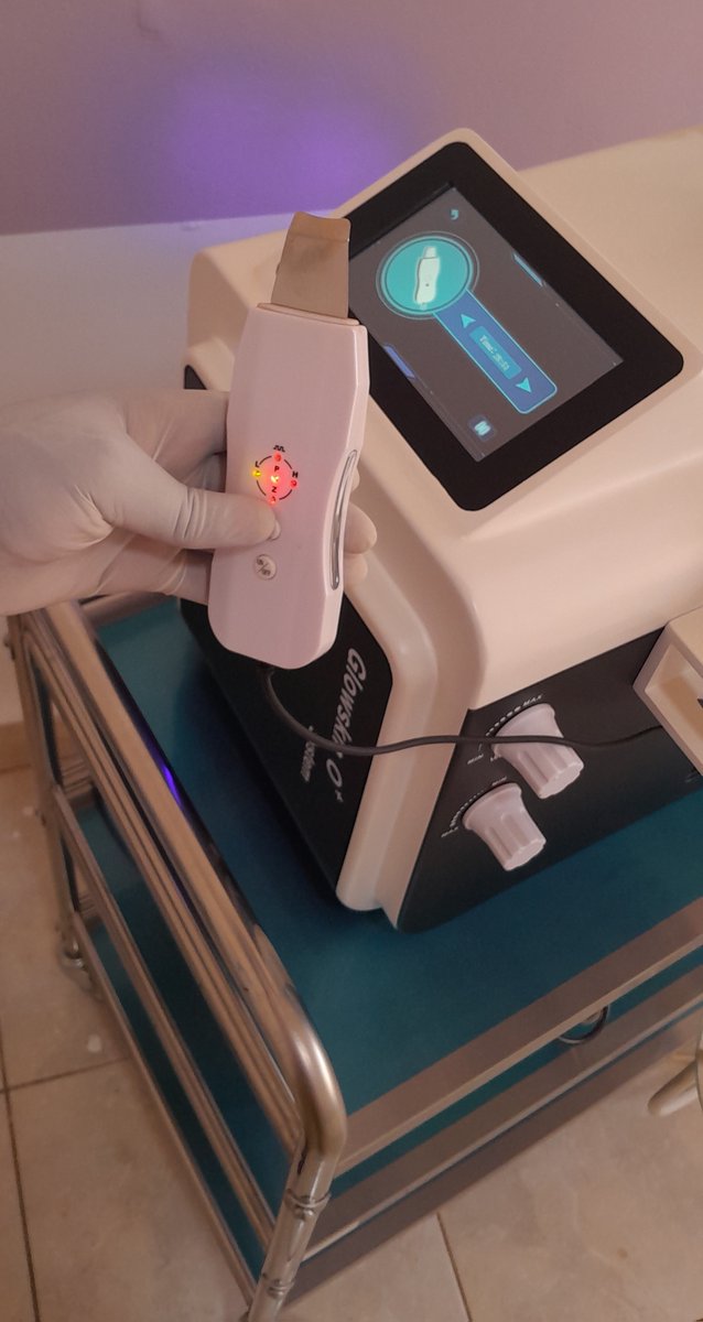 NicmarkDerma's tweet photo. Introducing the Glowskin-Oxygen beauty system that operates with 10 wands to rejuvinate, revitilise and maintain your skin. Its your ideal therapy if goal is antiaging, anti-wrinkles, smooth glowing skin, even skin tone, anti-sagging acne control. https://t.co/uPSrQBzeJK
