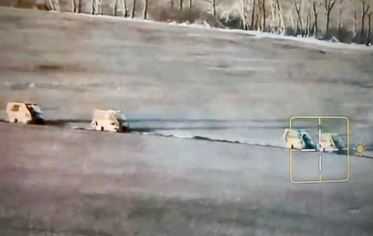 bucklerbuckler1's tweet photo. ❗️Les PREMIERS PLANS de l'offensive des Forces armées ukrainiennes à Koursk aujourd'hui .

Selon leurs données, ils se dirigent vers le district de Velike Soldatske avec la prochaine sortie vers l'autoroute Suja-Koursk et vers Kurchatov. https://t.co/6yMRDwMVqf
