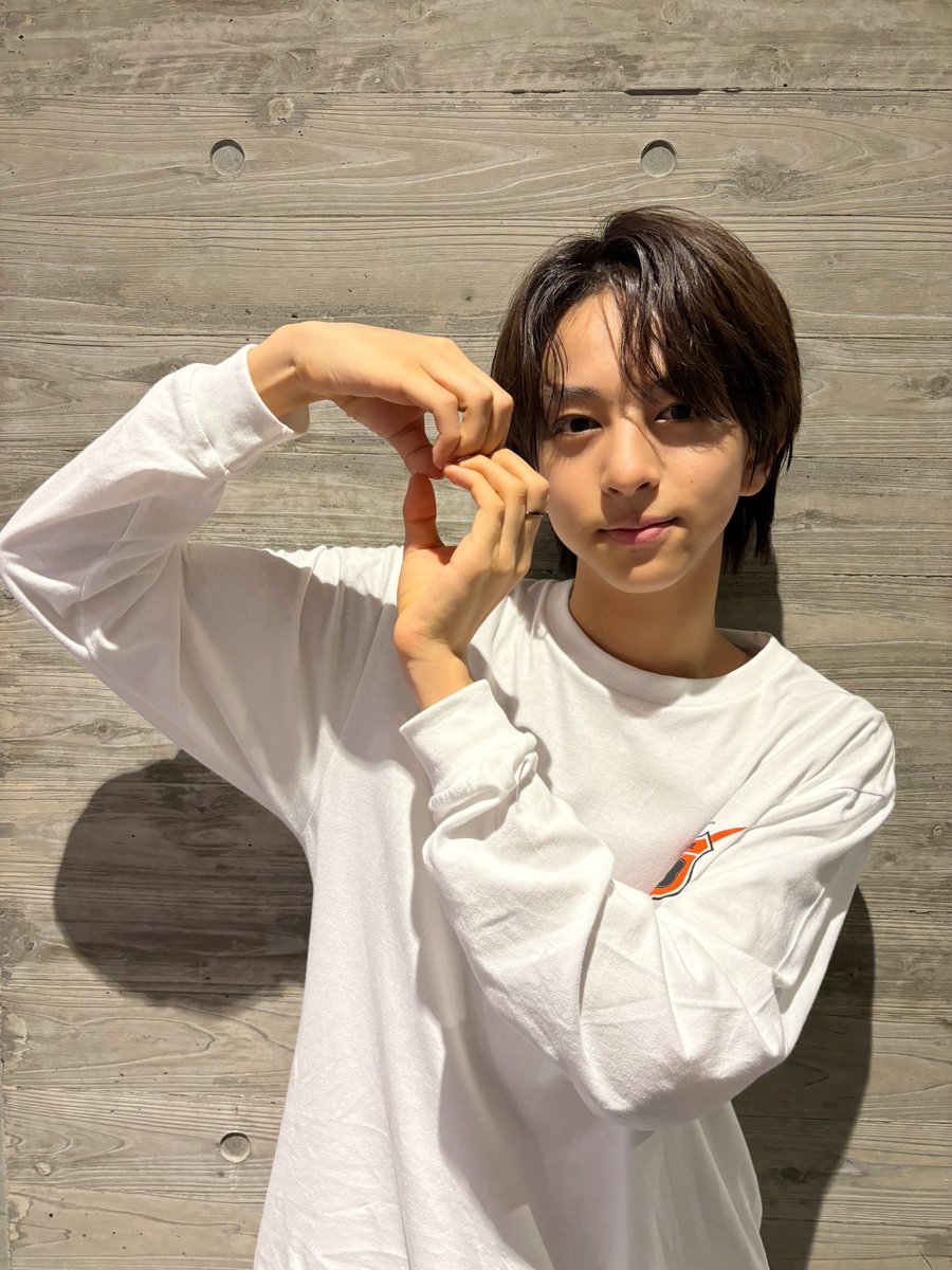 ICEx_official's tweet photo. ／
#ICEx
八神遼介（やがみりょうすけ）
＼

ツアー初日ありがとうございました！！
言いたいことたくさんあるけど、、まだ初日なので、、。笑
とにかく初日無事に迎えられよかったです！
久々ワンマンでみんなに会えてよかった！大阪も追加公演もよろしくです

▼Instagram📷
https://t.co/appAdJuZSQ

▼ICEx公式HP🧊
https://t.co/Oryxm49Vhf

#ROUTE8
#八神遼介 #COOLer