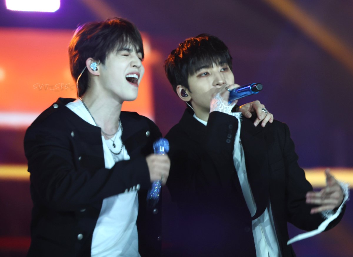 250105 #세븐틴 #SEVENTEEN #scoups #에스쿱스 #エスクプス #wonwoo #원우 #ウォヌ #골든디스크어워드 #GDA 

nice…🫶🏻