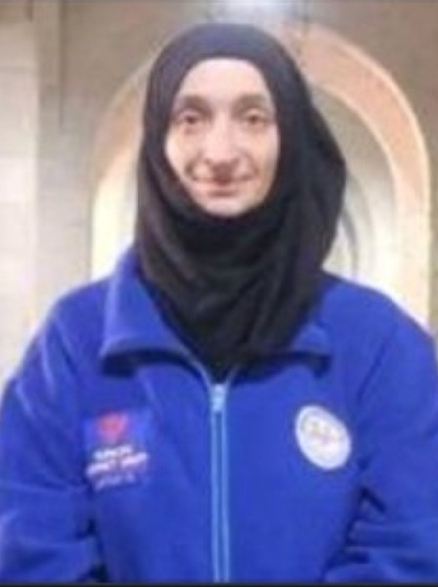 Milli Dilenci 
Babası Kadar İTİCİ 
Babası Kadar SAYGISIZ 

Bilin Bakalım Kim bu canlı