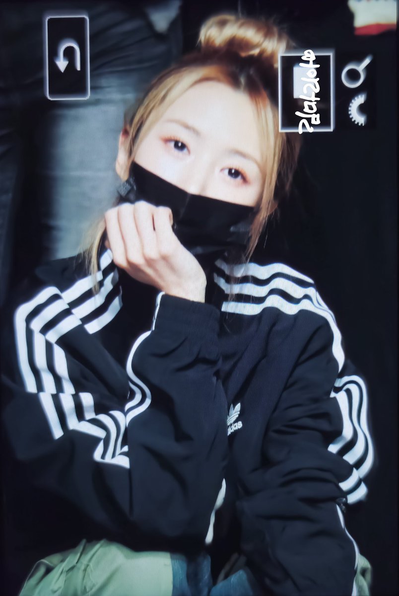 250105 팬싸
아프지마🥺😢

#유현 #YOOHYEON 
#드림캐쳐 #Dreamcatcher