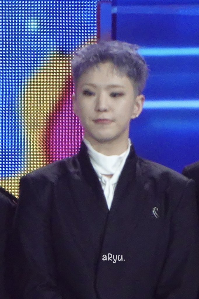aRyuaaa_'s tweet photo. 250105 Golden Disc Awards

#호시 #HOSHI #권순영 #权顺荣 #ホシ
#SEVENTEEN #세븐틴 https://t.co/weENY5i3xL