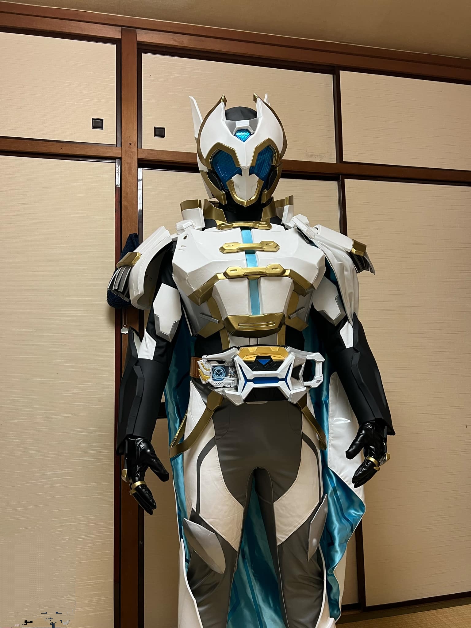 仮面ライダーゼイン コスプレマスク Try wearing a Kamen Rider Z mask [Cosplay mask] - YouTube