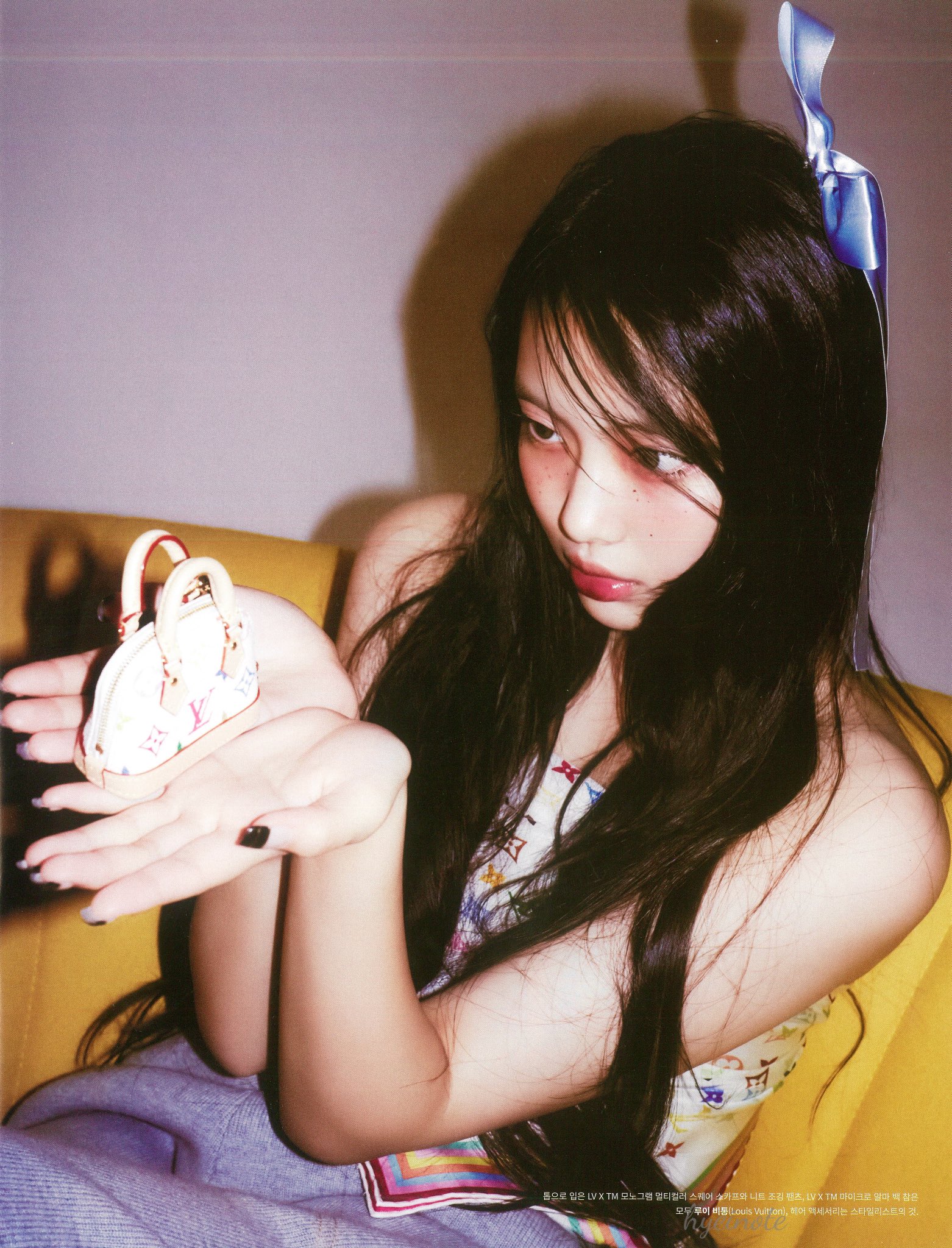 GghbWOaaAAAOxc-?format=jpg&name=large