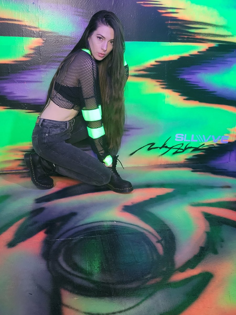 FindomElani's tweet photo. I'm so fvcking hot 🔥 https://t.co/iWtr0xbiQ1