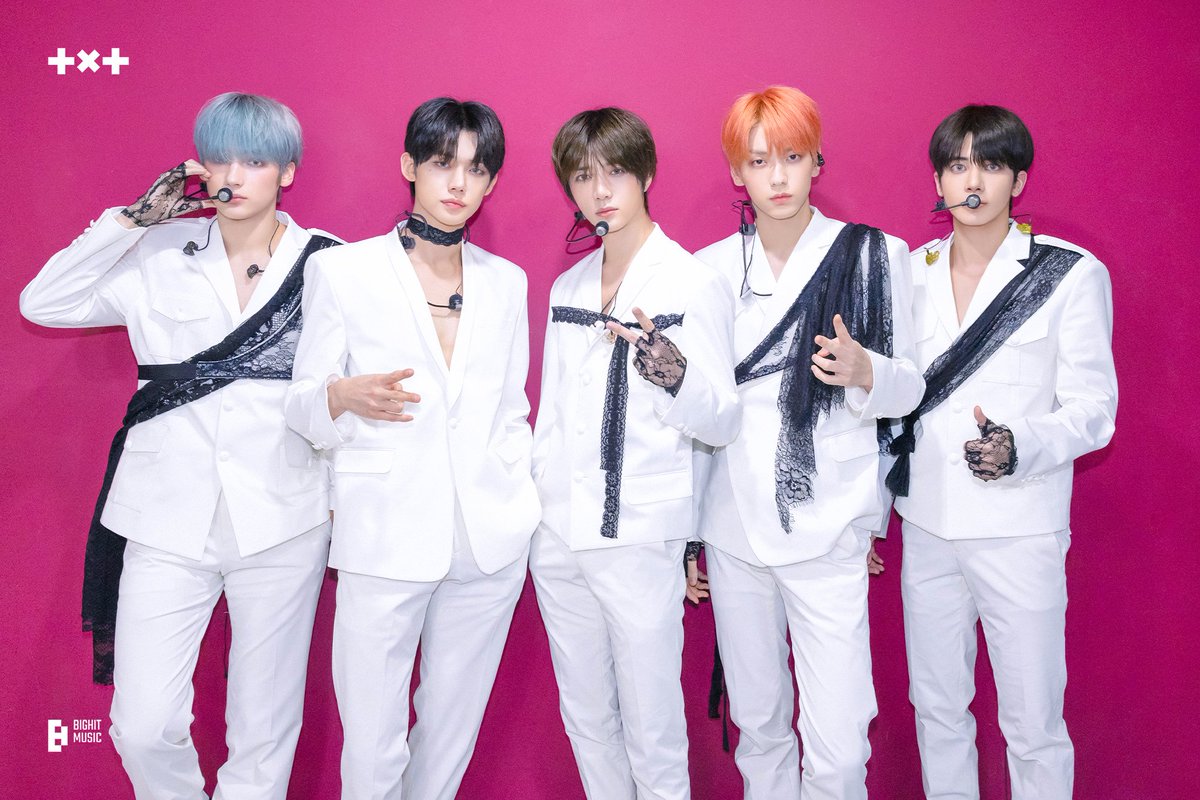 TXTintl_twt's tweet photo. .@TXT_members 'The Star Chapter: SANCTUARY' has won the 'Best Album' (Bonsang) on 39th Golden Disc Awards.

TXT AT GOLDEN DISC AWARDS  
#TOMORROW_X_TOGETHER  
#TXT @TXT_bighit https://t.co/46D5VnIqTs