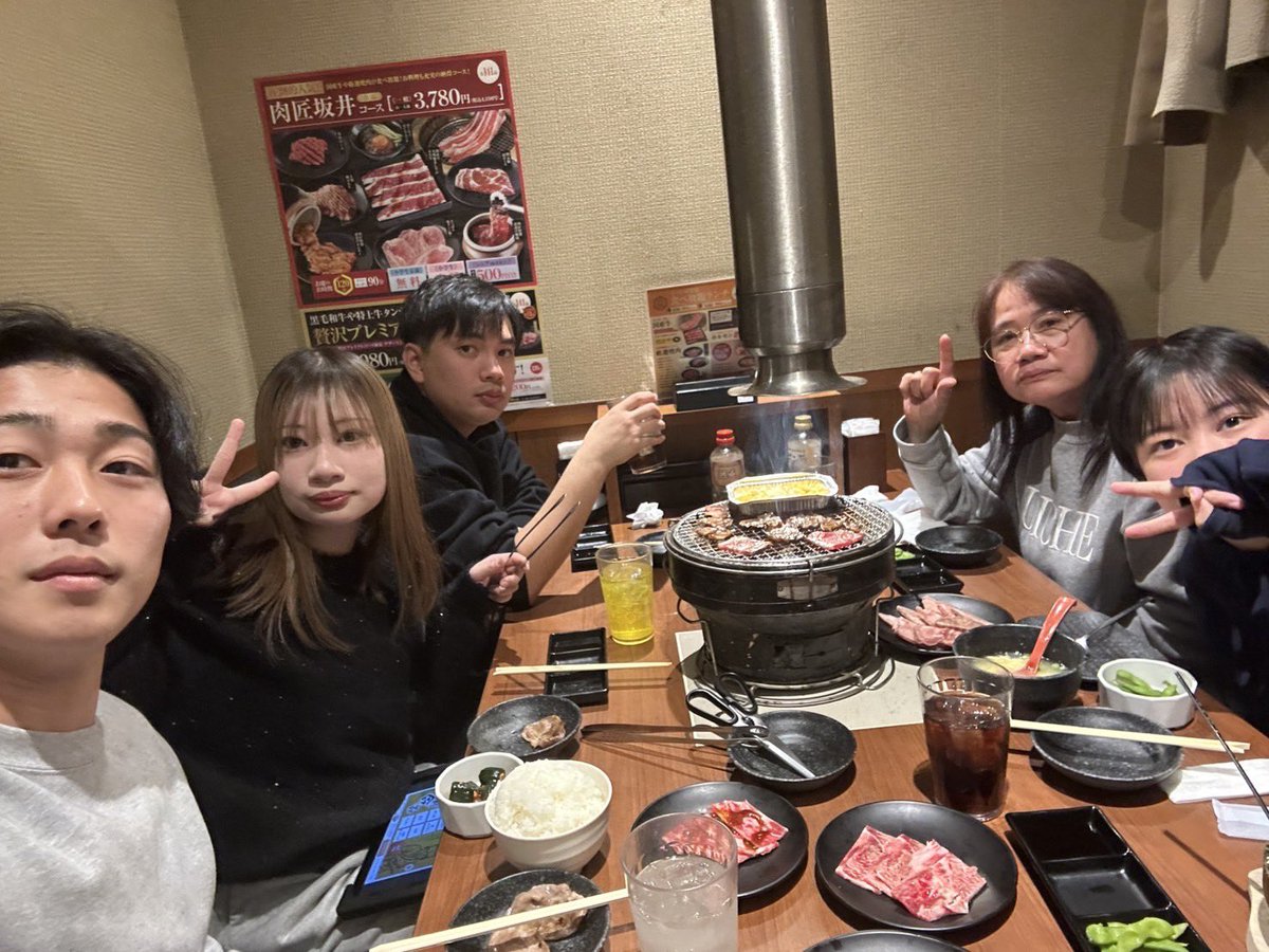 yut_potaina's tweet photo. とっても良い帰省になりました！
会ってくれた方々本当にありがとうございました！

今年一年も頑張ります！
オブリガード https://t.co/46HnkicHU2