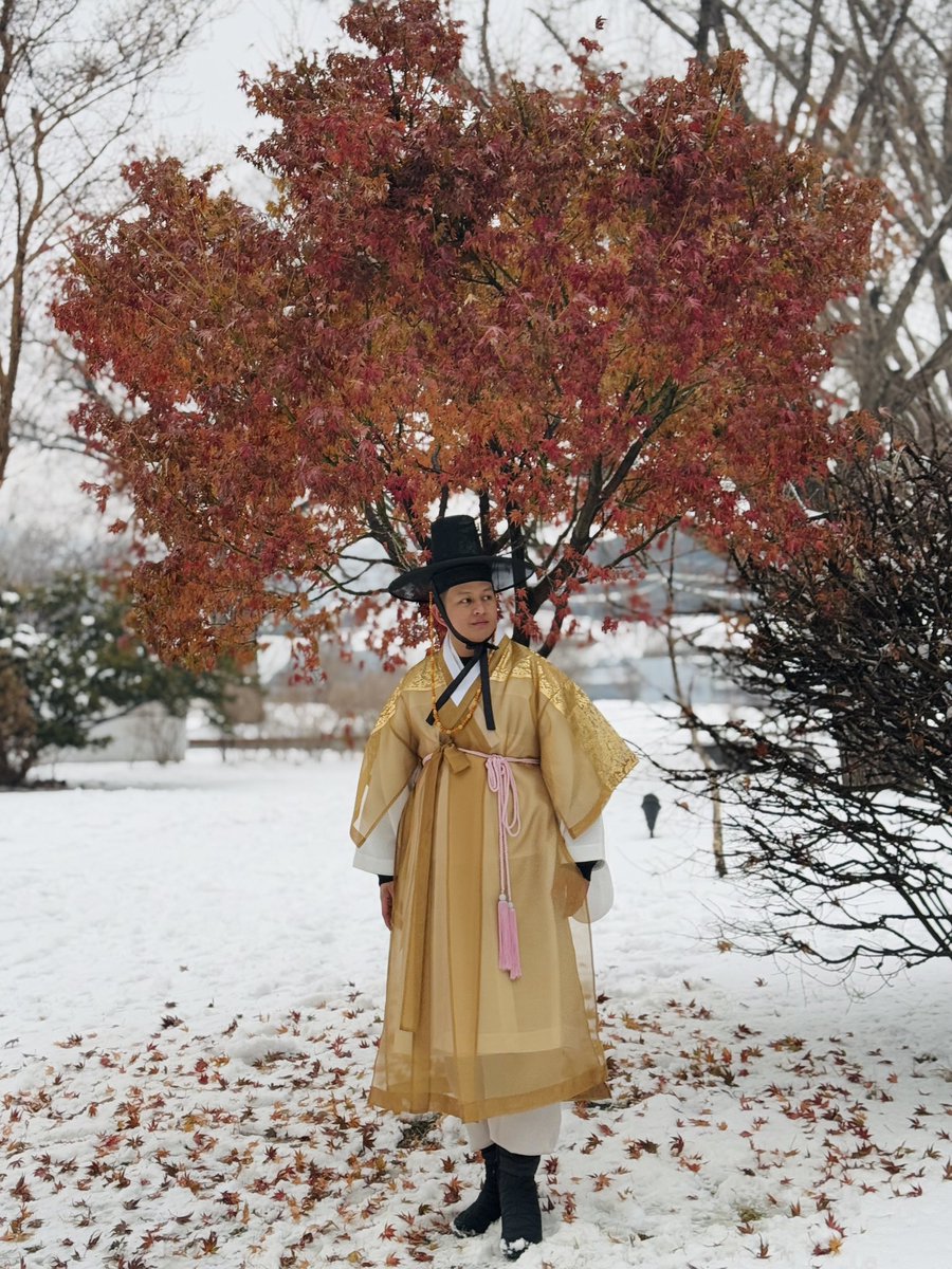 Babypops20's tweet photo. 🥶❄️ https://t.co/eGufMnaWwO