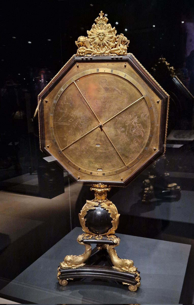 Alex_Auctioneer's tweet photo. Yesterday's visit to the Science Museum's Versailles: Science and Splendour exhibition. 

The picture of the pineapple celebrated the first grown in one of Versailles's hothouses. The first pineapple gifted to Louis XV was on Christmas day in 1733 🍍 https://t.co/cO0YbWSijE