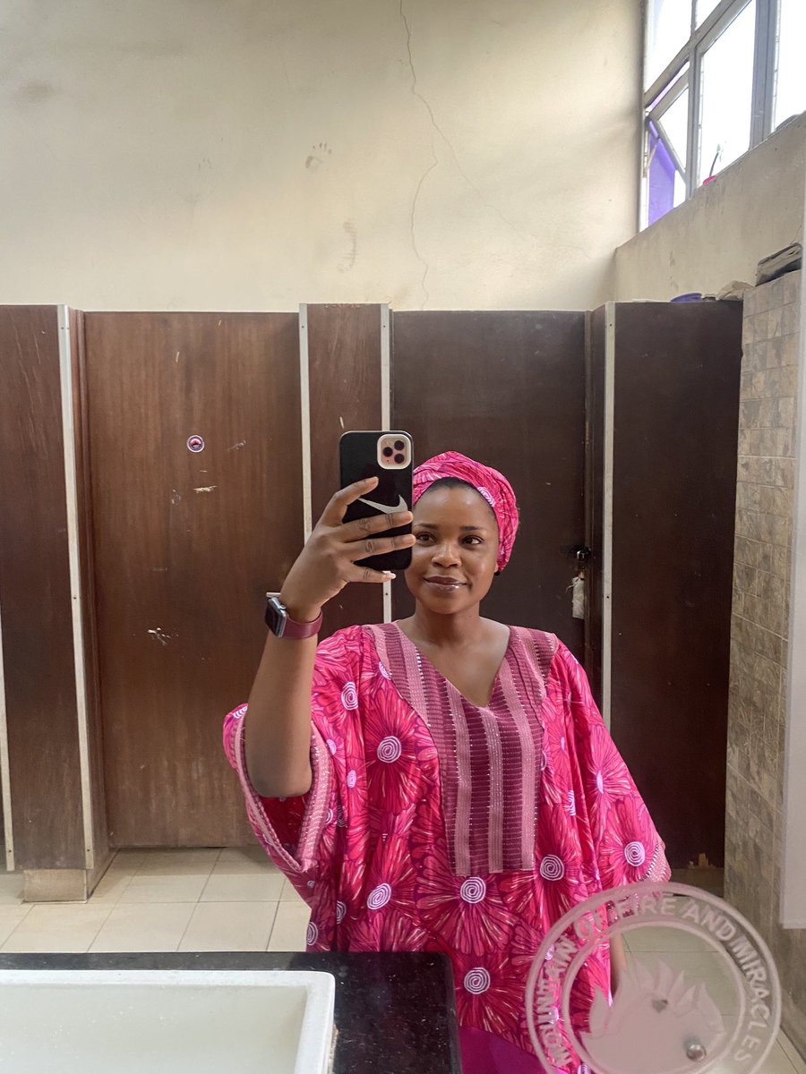 lamspopping's tweet photo. Happy first Sunday, church was lit🔥 as usual💃🏽💃🏽💃🏽 again thank you Jesus for this beauty haaa I’m grateful oo

I would have been angry if this beauty wasn’t captured for the world to see😂🥰🫶🏽 https://t.co/jgAzvDON7N