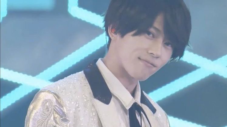 ae824s's tweet photo. だから末澤誠也を黒髪にしてくださいとあれほど https://t.co/wEuISc3GHn