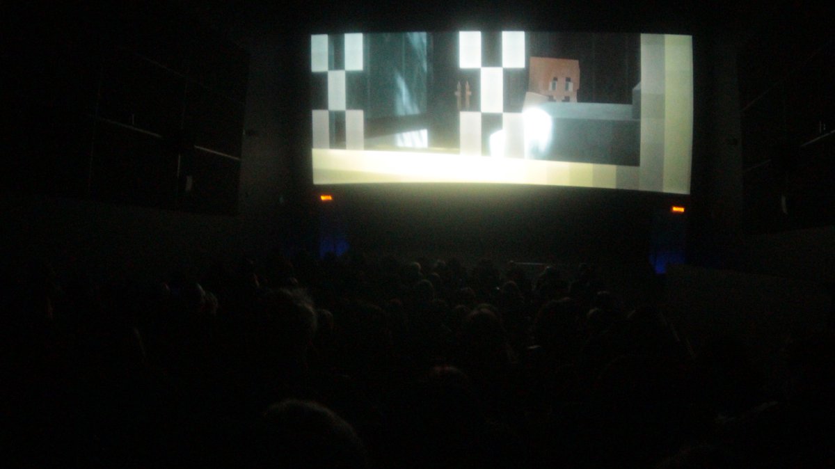 CreationMsgo's tweet image. We haven&apos;t shared this with our foreign fans, but a year ago we already showed the first three chapters of «Passerine» at the cinema! 
This year we decided to repeat that event and hold the premiere of the fourth chapter of «Passerine» in the same cinema