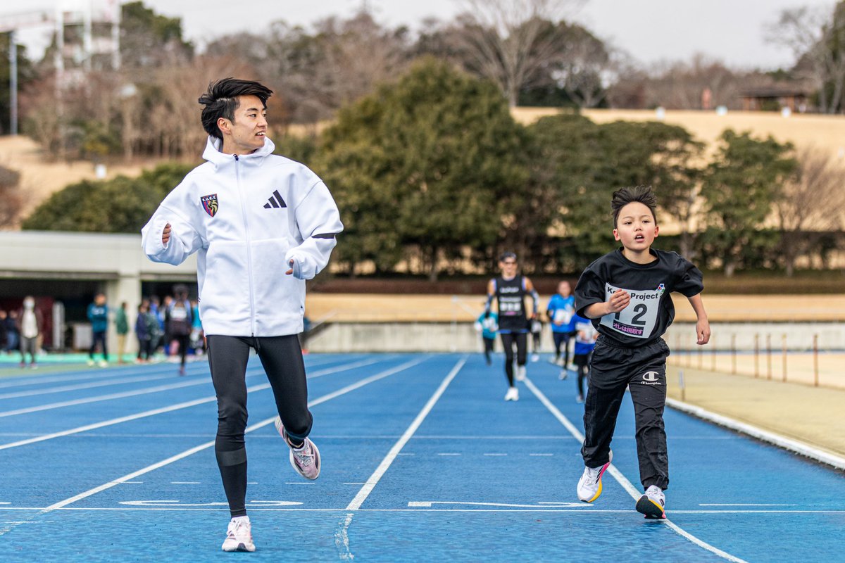 hibiki_run's tweet photo. 今年もkeiso projectに参加させていただきありがとうございました！
今日までが、箱根駅伝だと思ってなるべく引っ張れるところは全力で走らせてもらいました。
地元の方々や友人や、たくさんのランナーの方々と関わることができてとても楽しかったです。
来年もタイミング合えば参加させてください！ https://t.co/GddVz7A8TV