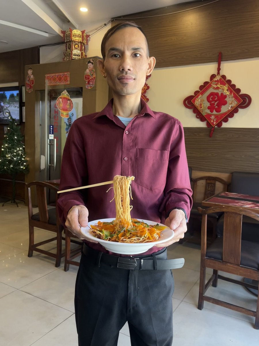 ChungwahV's tweet photo. Flying #Noodles @ChungwahV https://t.co/eFYVAUMrwX