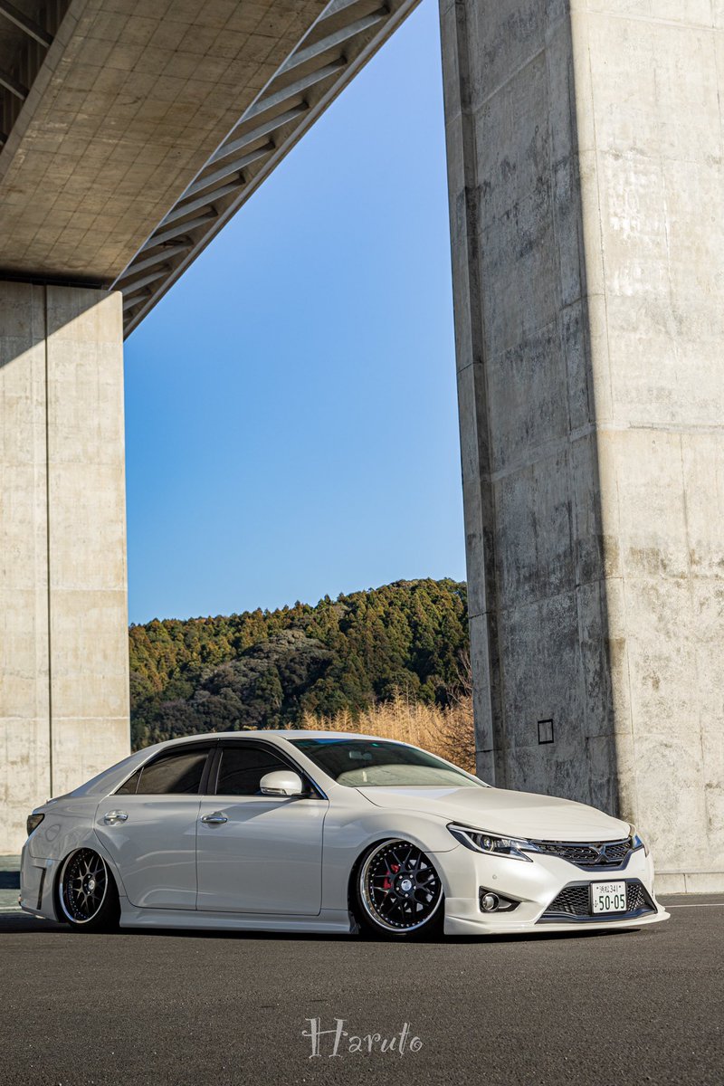 haruto582's tweet photo. 久���にこっちにも載っけとく

#markx#markx130#markx250g#車高調
#生脚#vip#vipcar#vipstyle#一眼レフ https://t.co/lZLgY66uUN