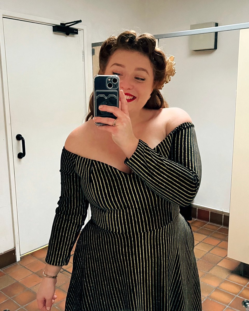 rubythejazzdiva's tweet image. Another lovely opportunity from last month was performing for The Stoll Foundation!

Enjoy these lil snaps from the event &amp;lt;3
A huge thanks for the London Street Band and The Stoll Foundation for having me!✨

#thejazzdivaofourera #rubyrobinsonmusic #livemusic