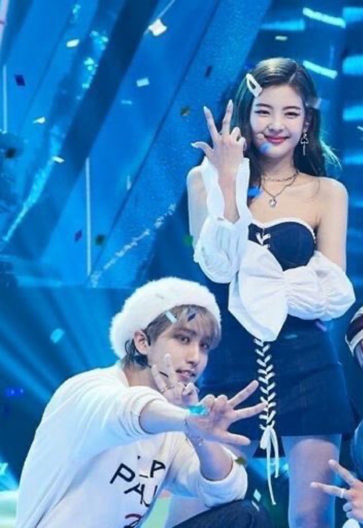 ot13fact's tweet photo. SPIDERHAN AND LIA KITTY NATION RISE‼️‼️ https://t.co/GHHtidwtzy