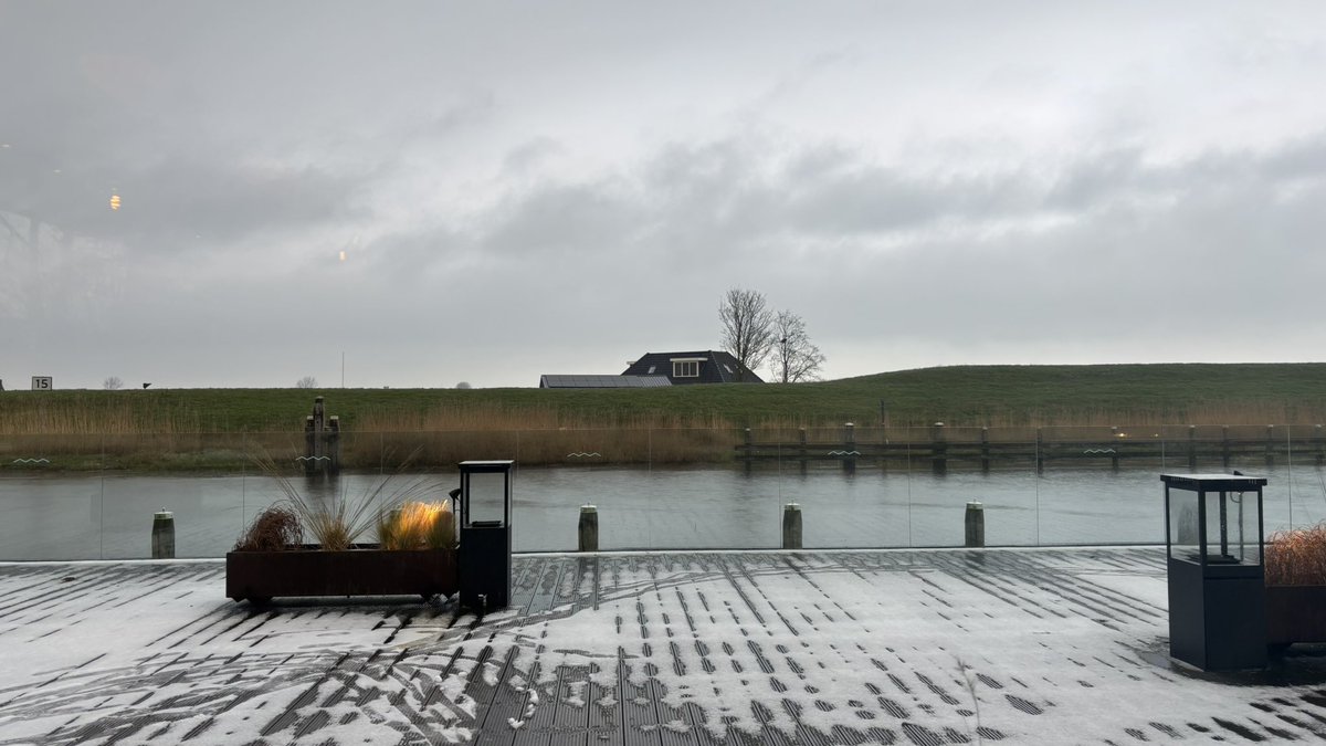 HansPeterRol's tweet photo. A photo a day, keeps my freedom close.
05-01-2025.
Details of my day. #Garnwerd #Garnwerdaanzee
#photography #photo #foto #fotografie #photojournalism #museumphotography #blackandwhitephotography #Streetphotography #Detailsofmyday #Art #Groningen https://t.co/xSa8KOuRzz