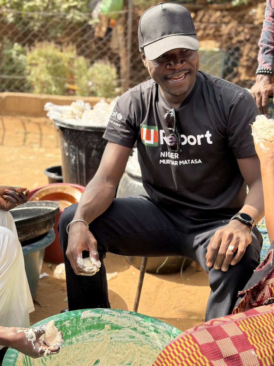 ModiMouna's tweet photo. Découvrez notre coup de main de cette semaine d’aumône dédiée aux enfants Monsieur @TareyDaouda PDG de la boite Agence EveryCom à Niamey.

Tarey, déjà sensible à nos nobles actions, a décidé aujourd’hui de franchir le pas et de nous soutenir activement… https://t.co/dVO282RF3V