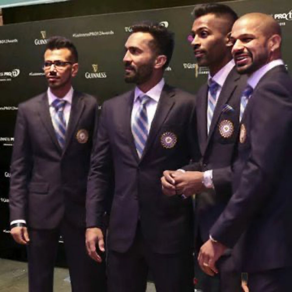 चहल को क्या पता था इनके साथ फोटो खींचाने पे, इनके लिस्ट में शामिल हो जाऊंगा..!🫣