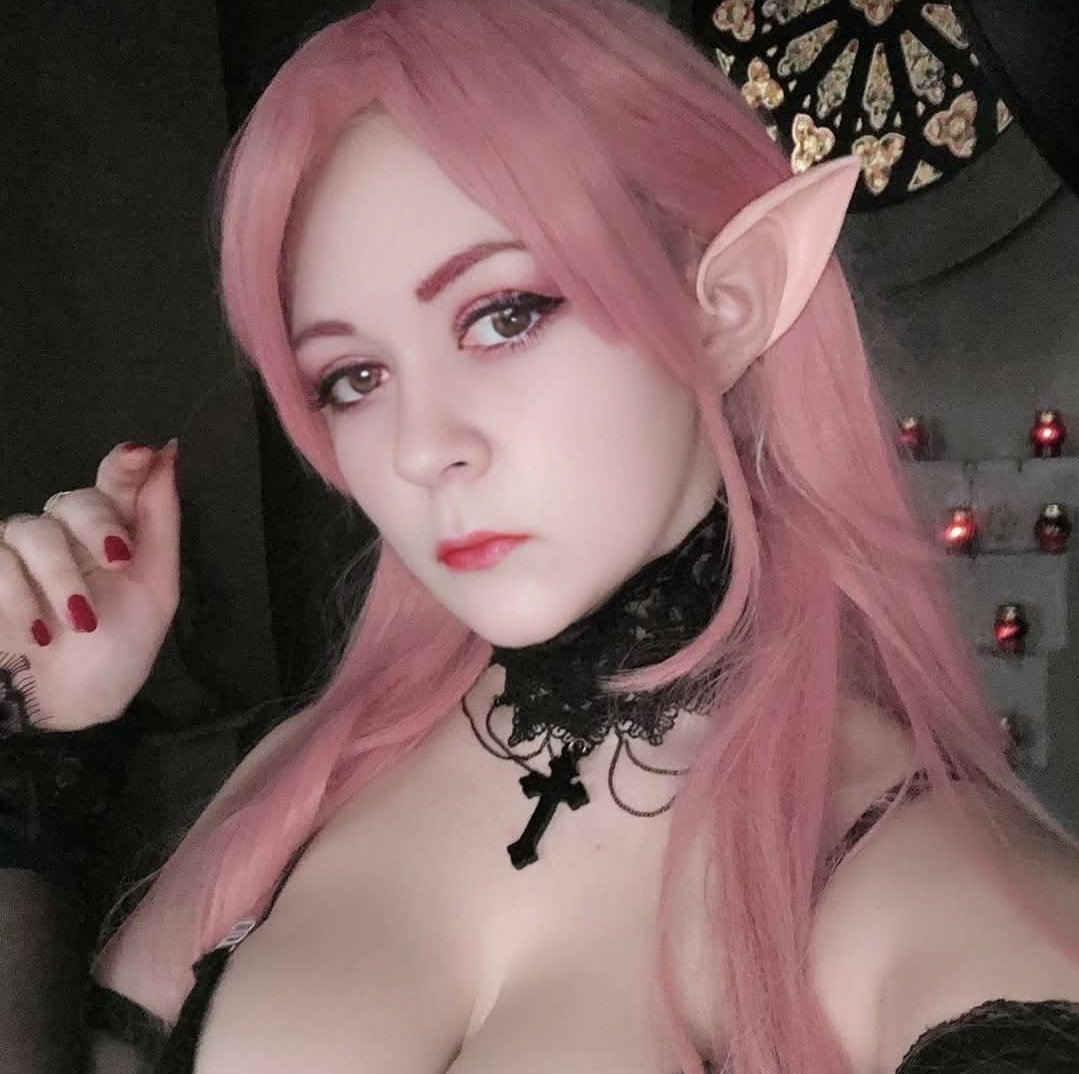 CaliCoPro1984's tweet photo. @Syndake_ hey, I found this person on Facebook is stealing your images and posting them as their own. Just thought I should let you know hun https://t.co/Zk5TAwVwnn