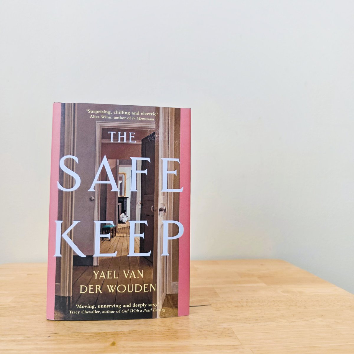 TheBookshopMan's tweet photo. I've just read #TheSafekeep by Yael Van Der Wouden.
A tale of love, desire, family, histories, and so much more. Elegant prose with a story to hit you in the heart. It is a book where the silences say as much as the dialogue. Fierce and utterly brilliant. https://t.co/V7prNKKQnP